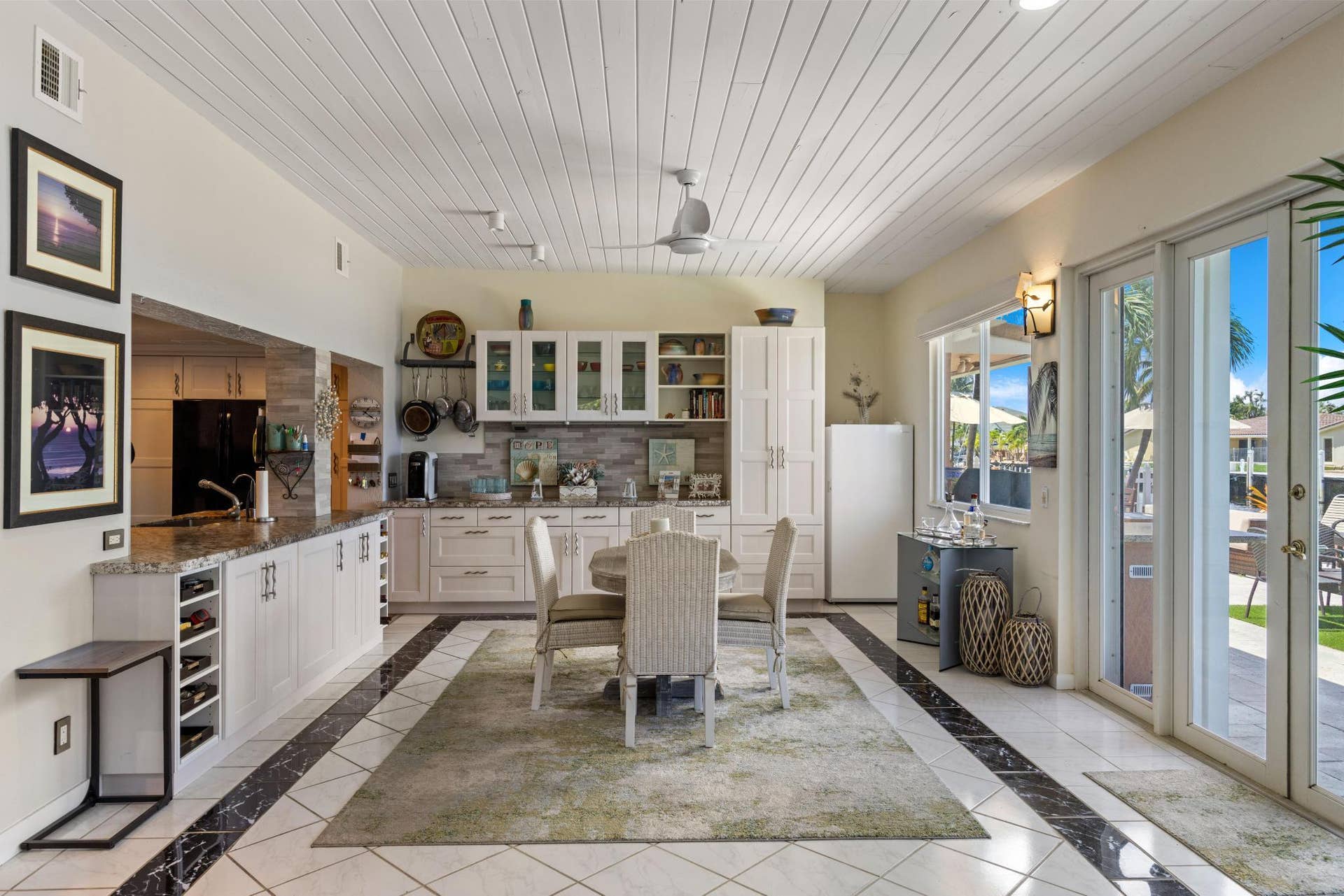2851 NE 11TH Street, Pompano Beach, FL 33062 Dining Area