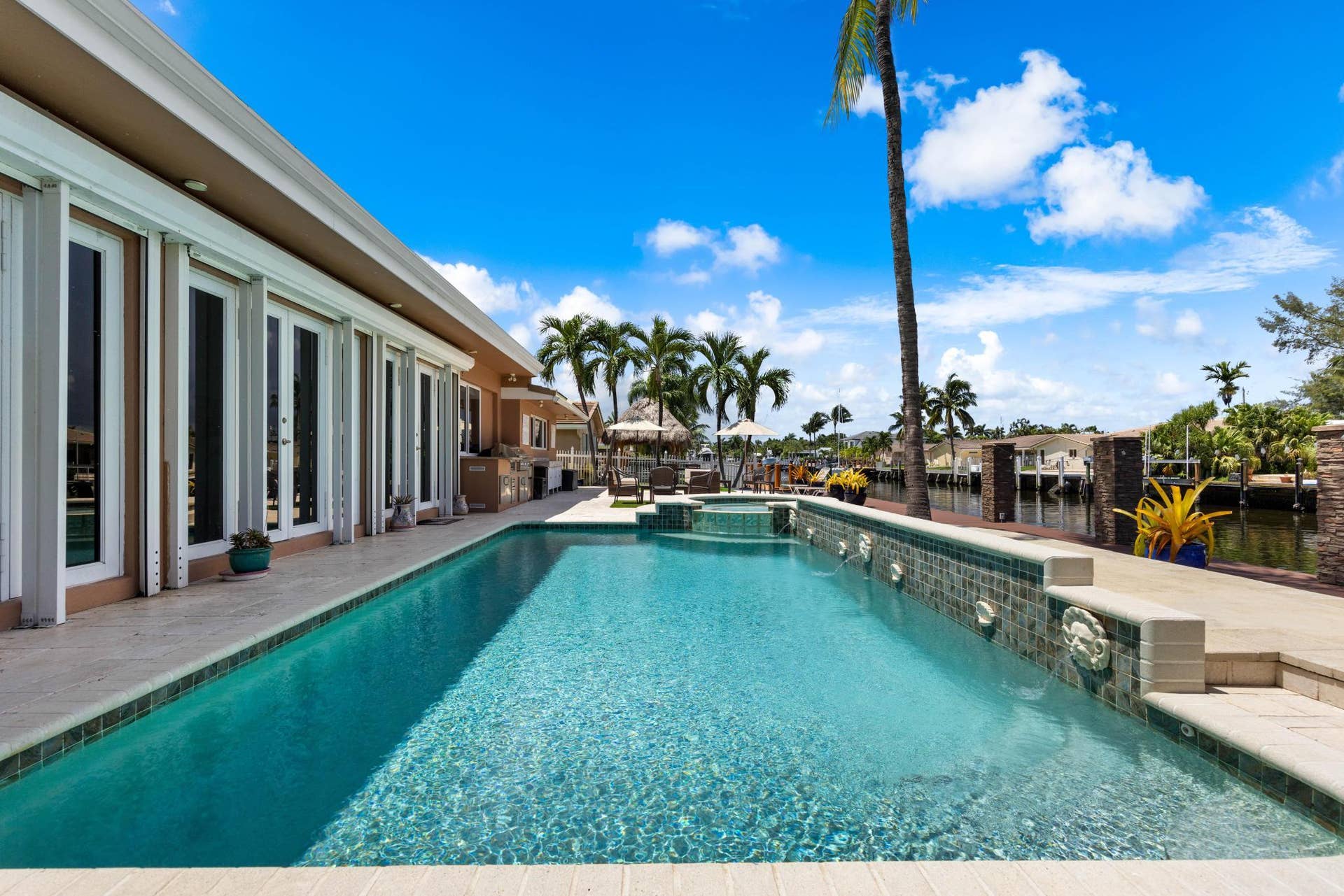2851 NE 11TH Street, Pompano Beach, FL 33062 Back Yard Pool & Jacuzzi