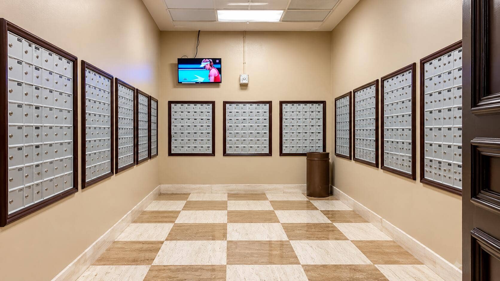 2030 S OCEAN Drive, #211, Hallandale Beach, FL 33009 Bright Apartment Mailroom with Sports TV