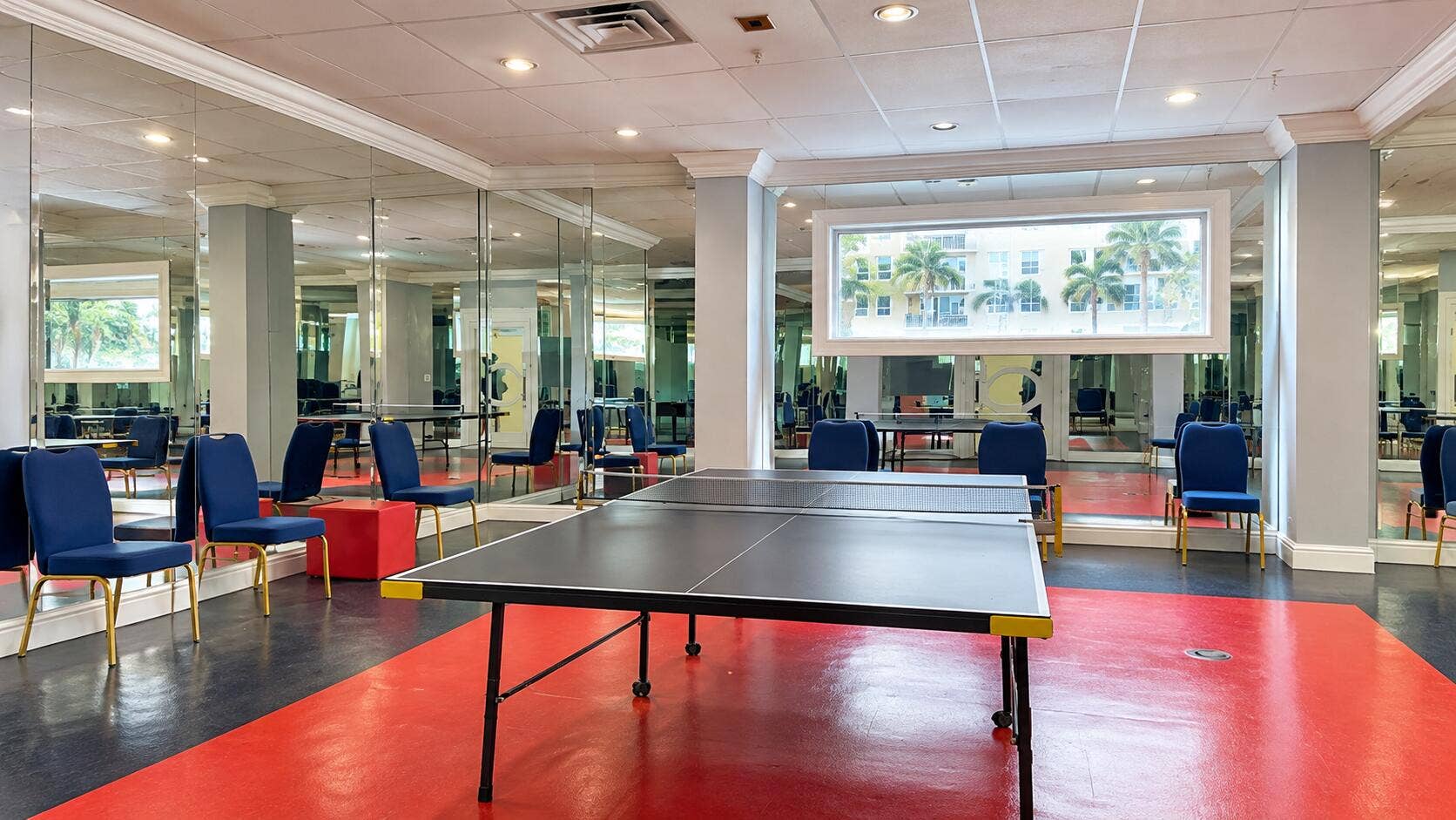 2030 S OCEAN Drive, #211, Hallandale Beach, FL 33009 Mirrored Recreation Room with Ping-Pong