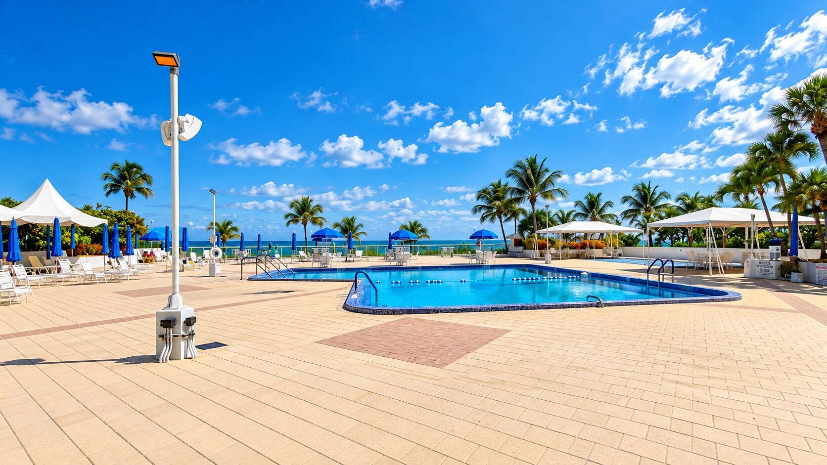 2030 S OCEAN Drive, #211, Hallandale Beach, FL 33009 Sunlit Tropical Oceanfront Resort Pool
