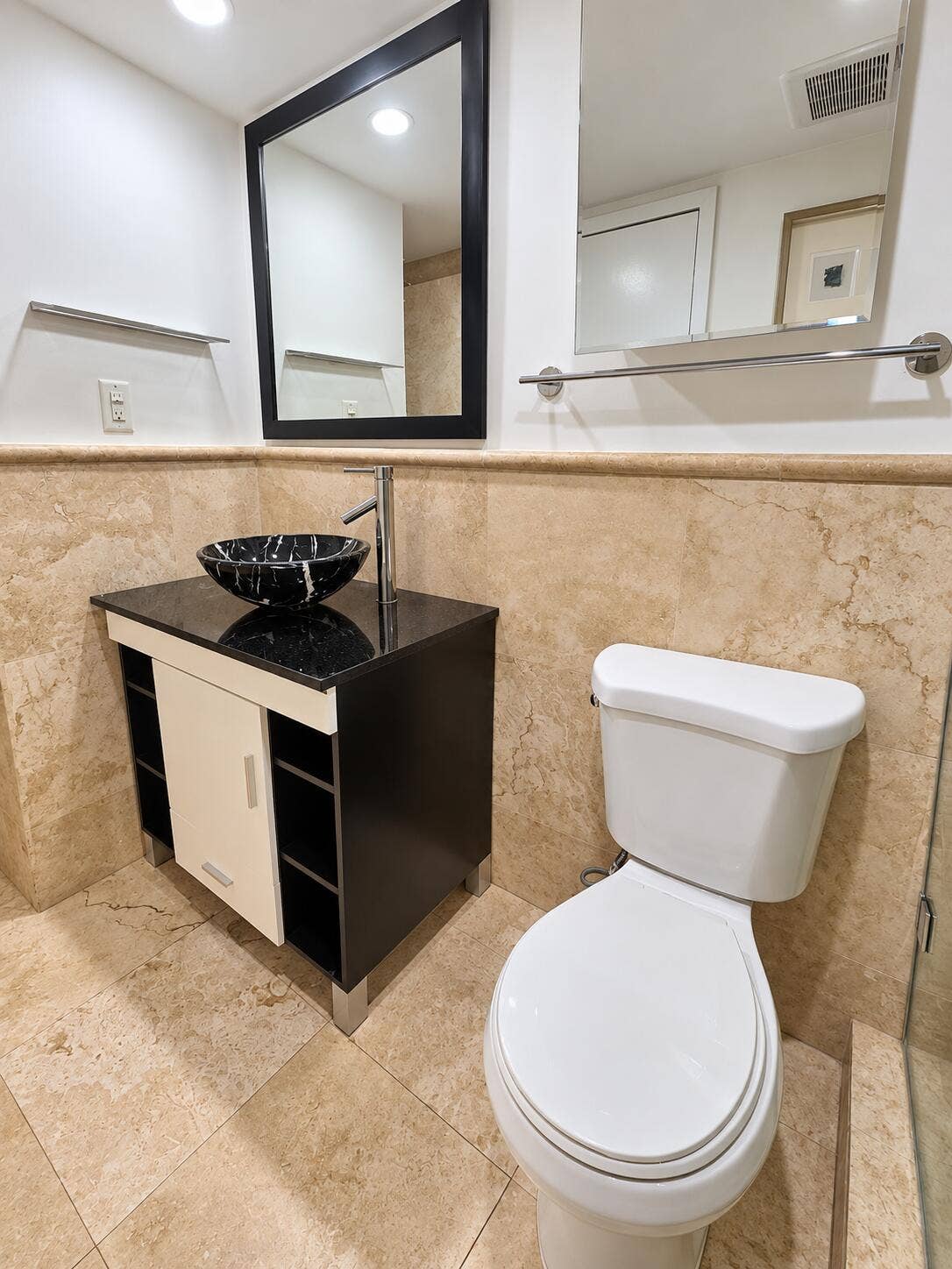 2030 S OCEAN Drive, #211, Hallandale Beach, FL 33009 Bright Modern Beige Marble Bathroom