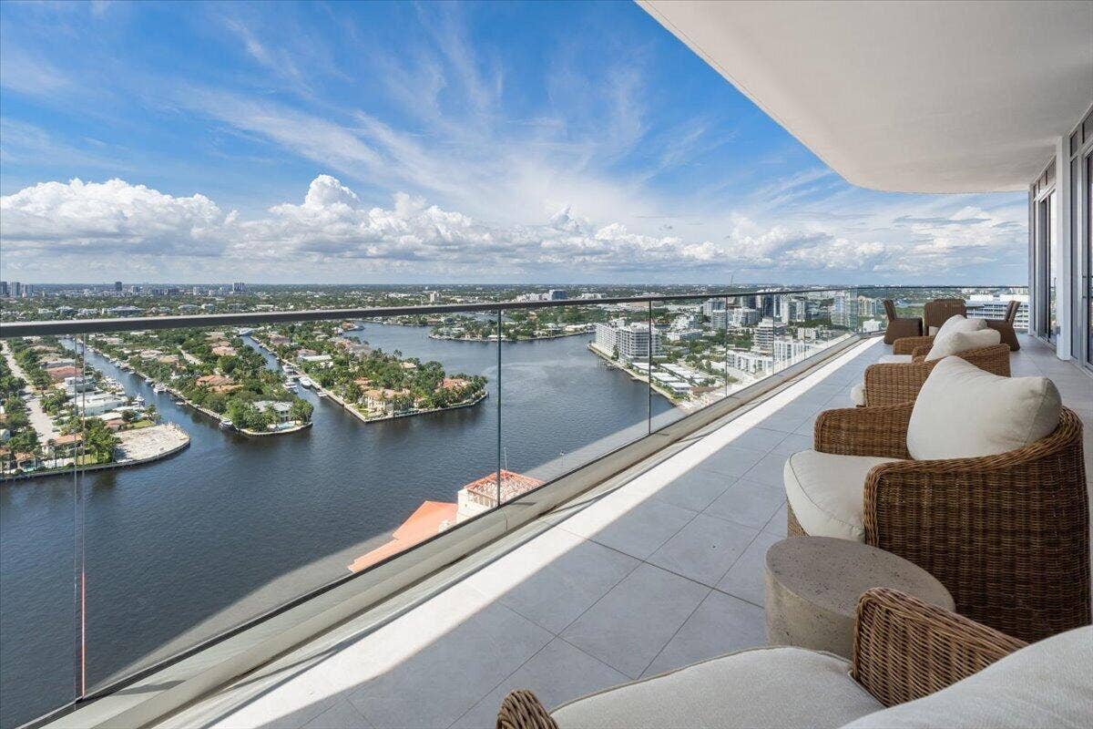 Intercostal and city view from family room and guest suite