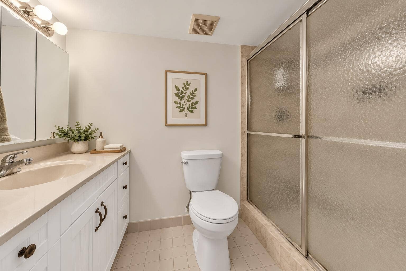 3909 N Ocean Boulevard, #113, Fort Lauderdale, FL 33308 bathroom 1