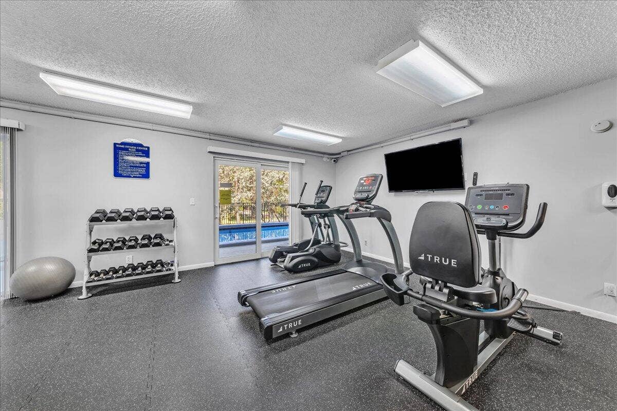 3909 N Ocean Boulevard, #113, Fort Lauderdale, FL 33308 67-306A9370