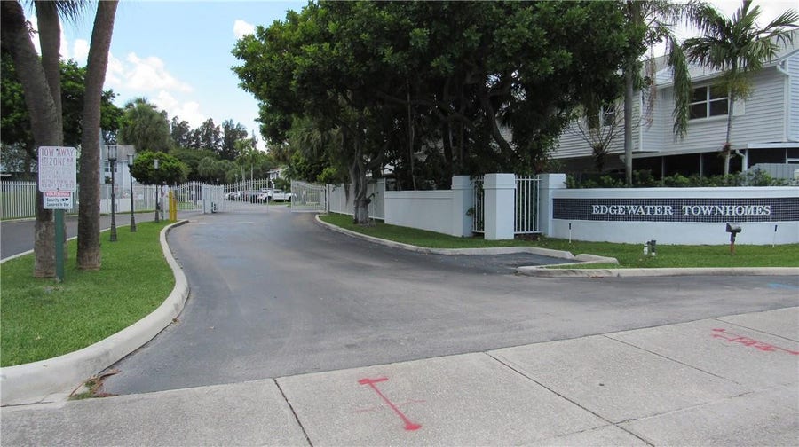 Property photo for 1993 NE 15th Avenue, Fort Lauderdale, FL