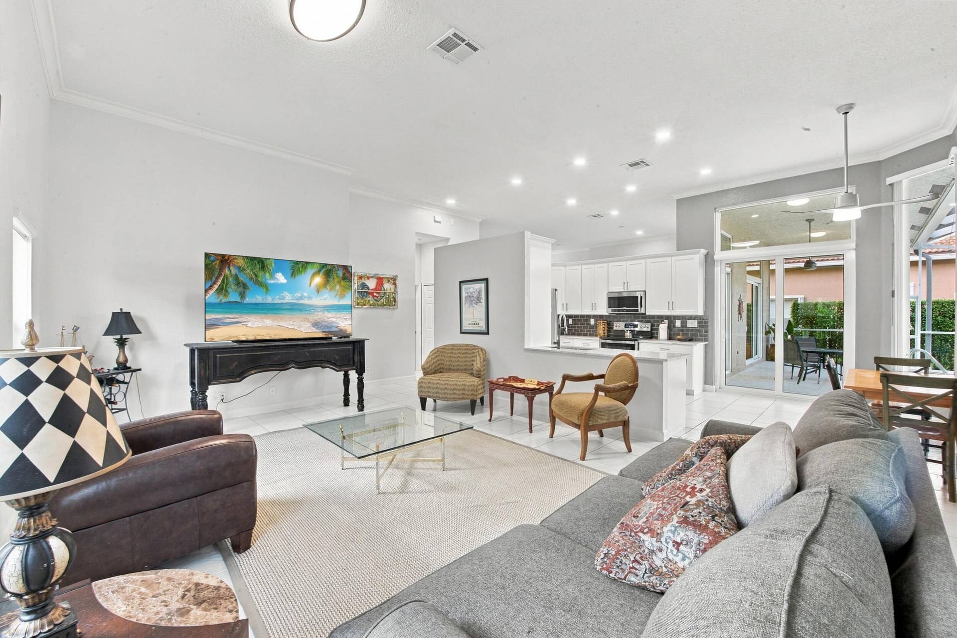 5115 NW 125th Avenue, Coral Springs, FL 33076 Living Room