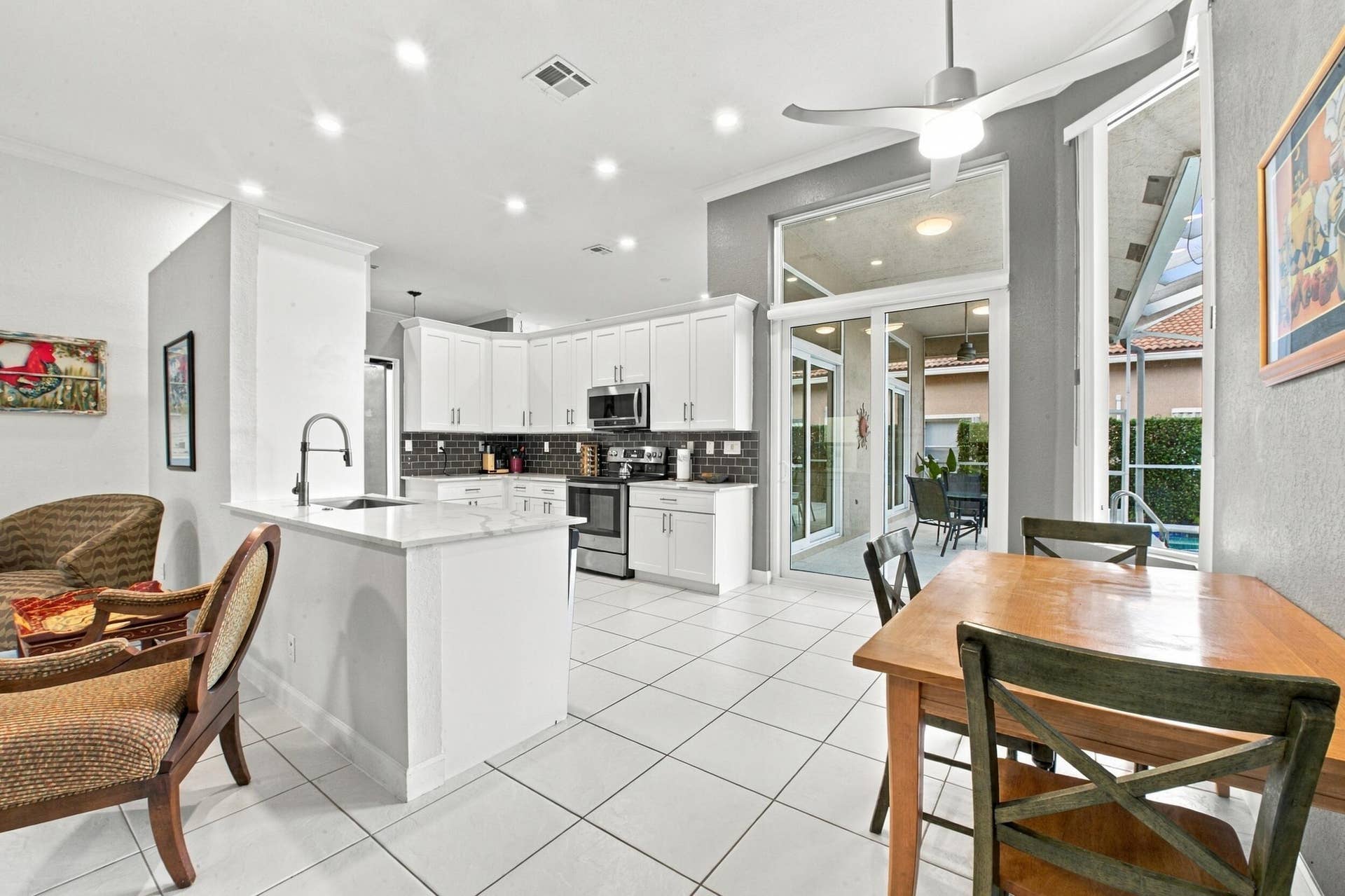 5115 NW 125th Avenue, Coral Springs, FL 33076 Kitchen