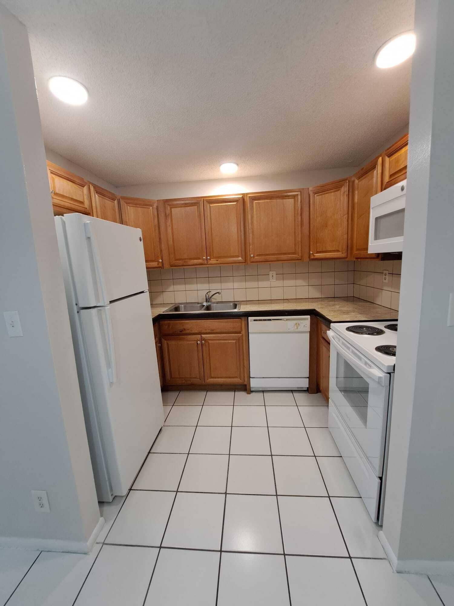2611 RIVERSIDE Drive, #5, Coral Springs, FL 33065 IMG-20261015-WA0017