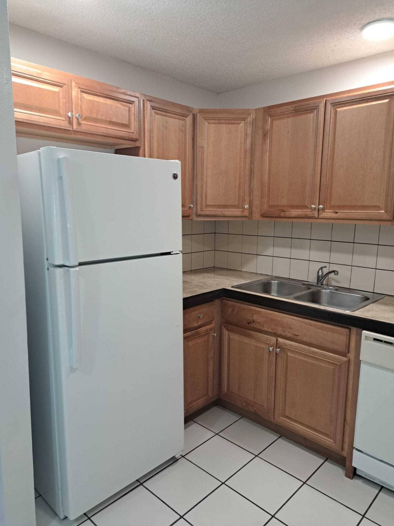 2611 RIVERSIDE Drive, #5, Coral Springs, FL 33065 IMG-20261015-WA0020