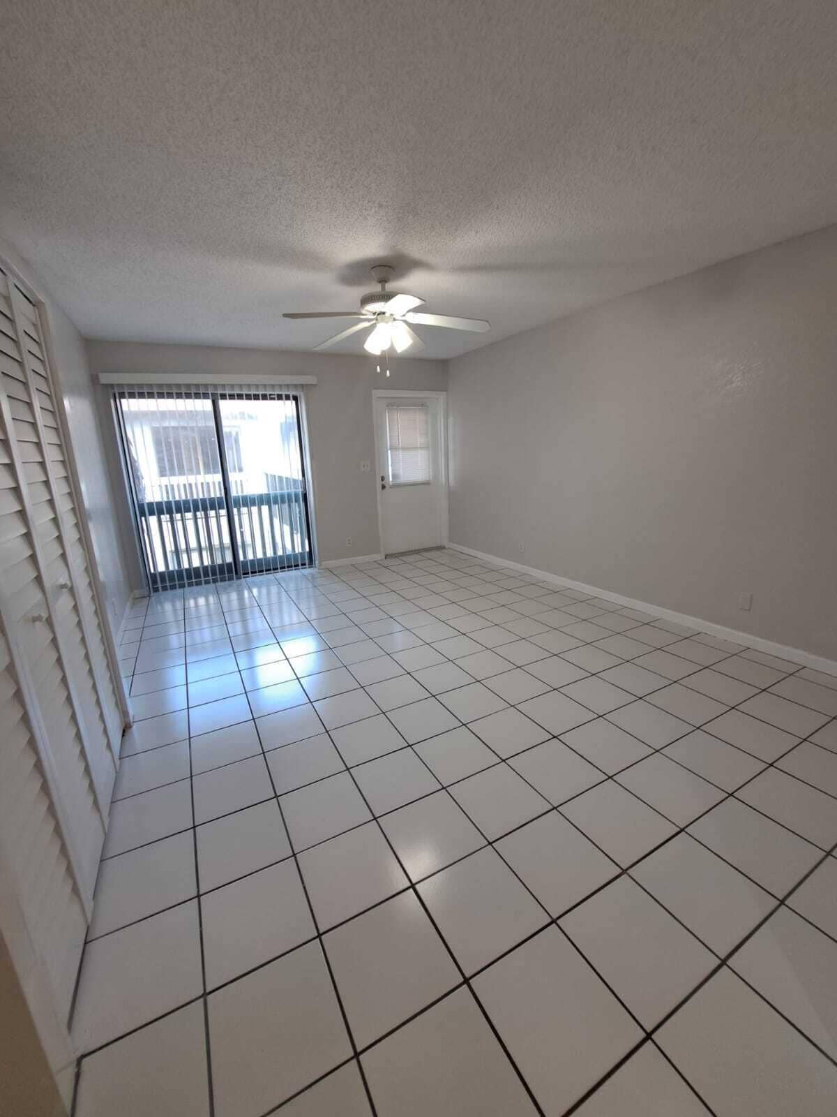 2611 RIVERSIDE Drive, #5, Coral Springs, FL 33065 IMG-20261015-WA0010