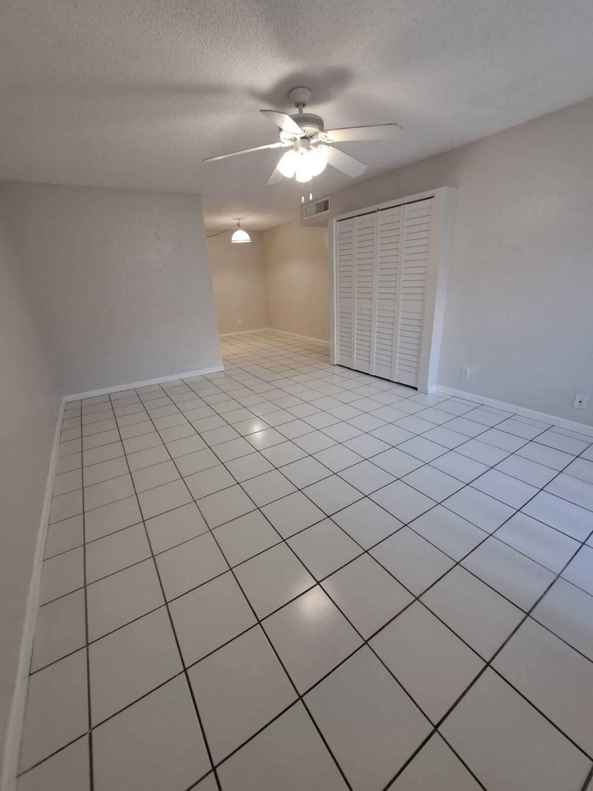2611 RIVERSIDE Drive, #5, Coral Springs, FL 33065 IMG-20261015-WA0013