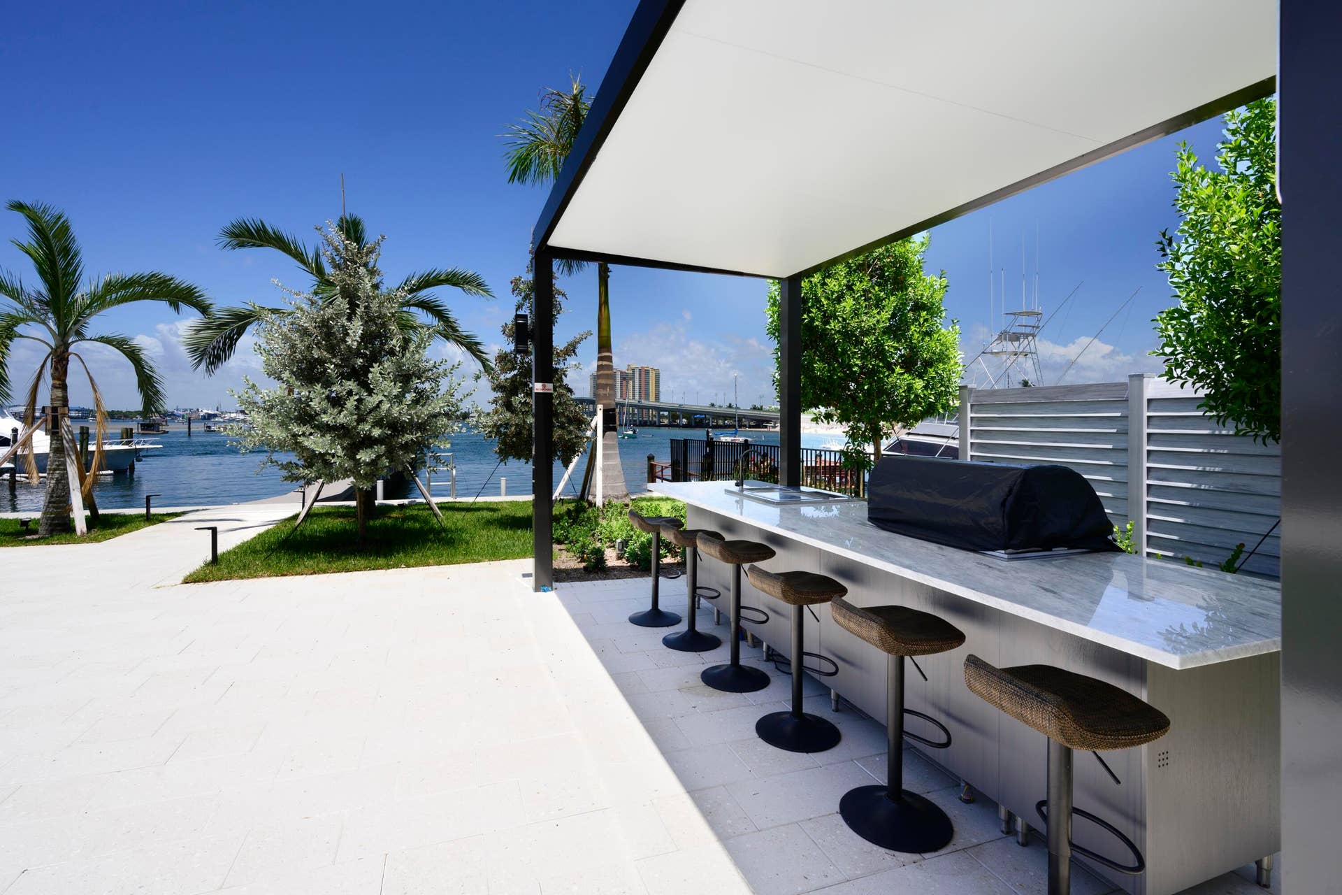 2323 Lake Drive, #201, Singer Island, FL 33404 DSC_8764