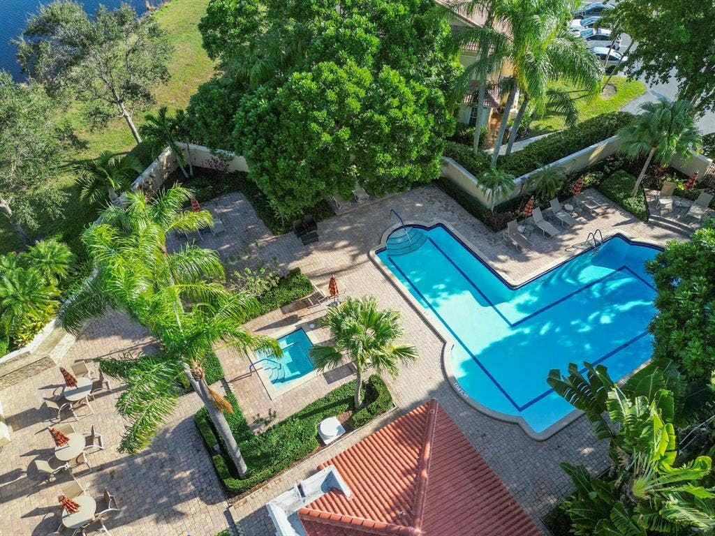 3575 Deer Creek Palladian Circle, Deerfield Beach, FL 33442 pool aerial