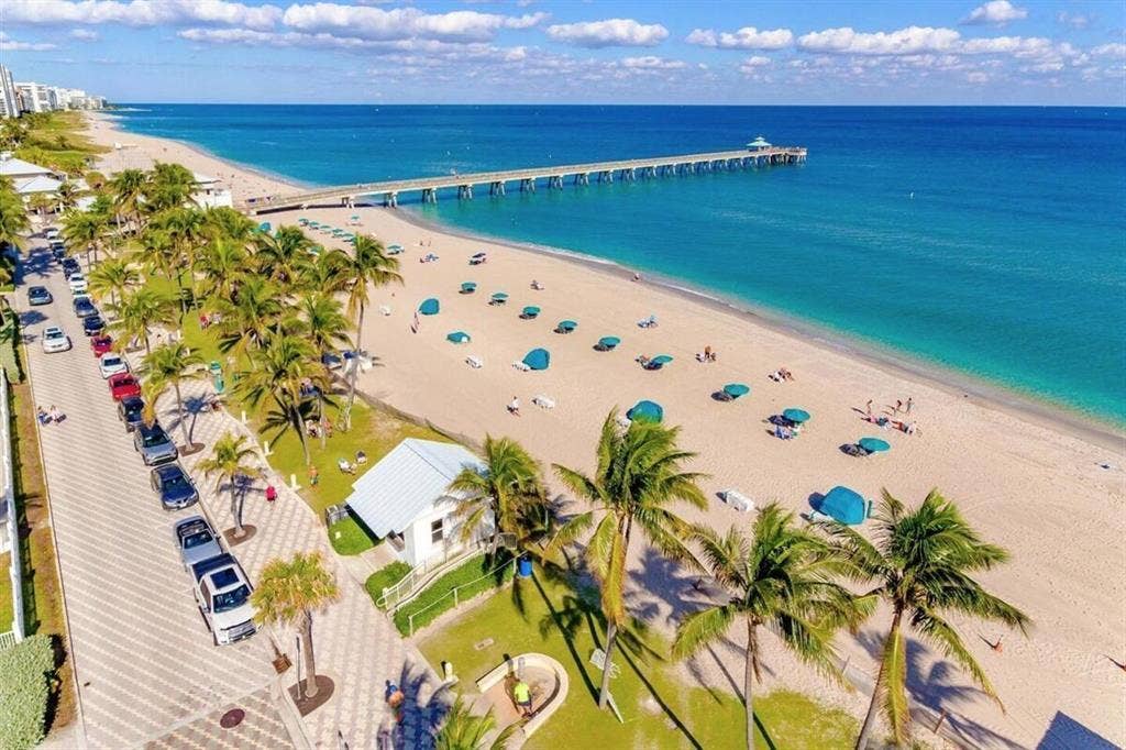 3575 Deer Creek Palladian Circle, Deerfield Beach, FL 33442 beach2