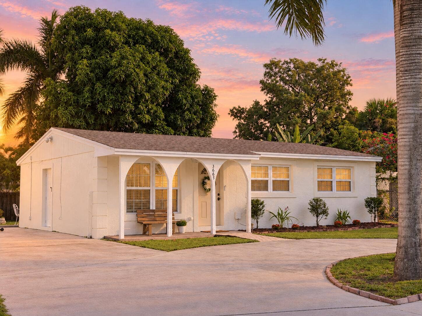 3663 Everglades Road, Palm Beach Gardens, FL 33410 Warm Sunset Ranch Home