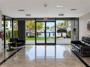 4800 BAYVIEW Drive, #306, Fort Lauderdale, FL 33308 GetMedia (9)