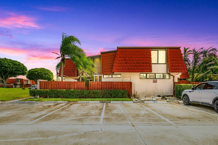Property photo for 3814 Victoria Drive, West Palm Beach, FL