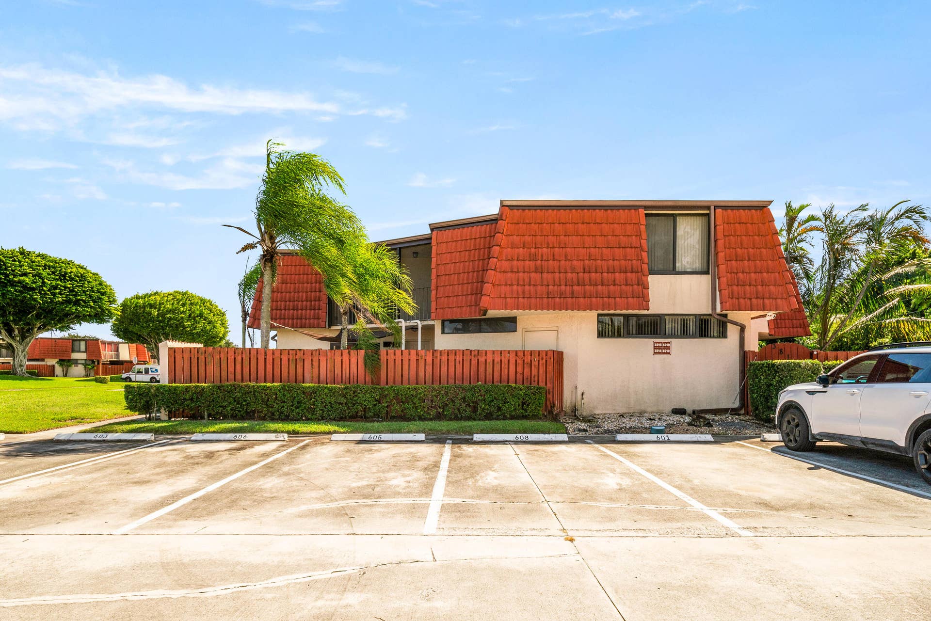 3814 Victoria Drive, West Palm Beach, FL 33406 1-2