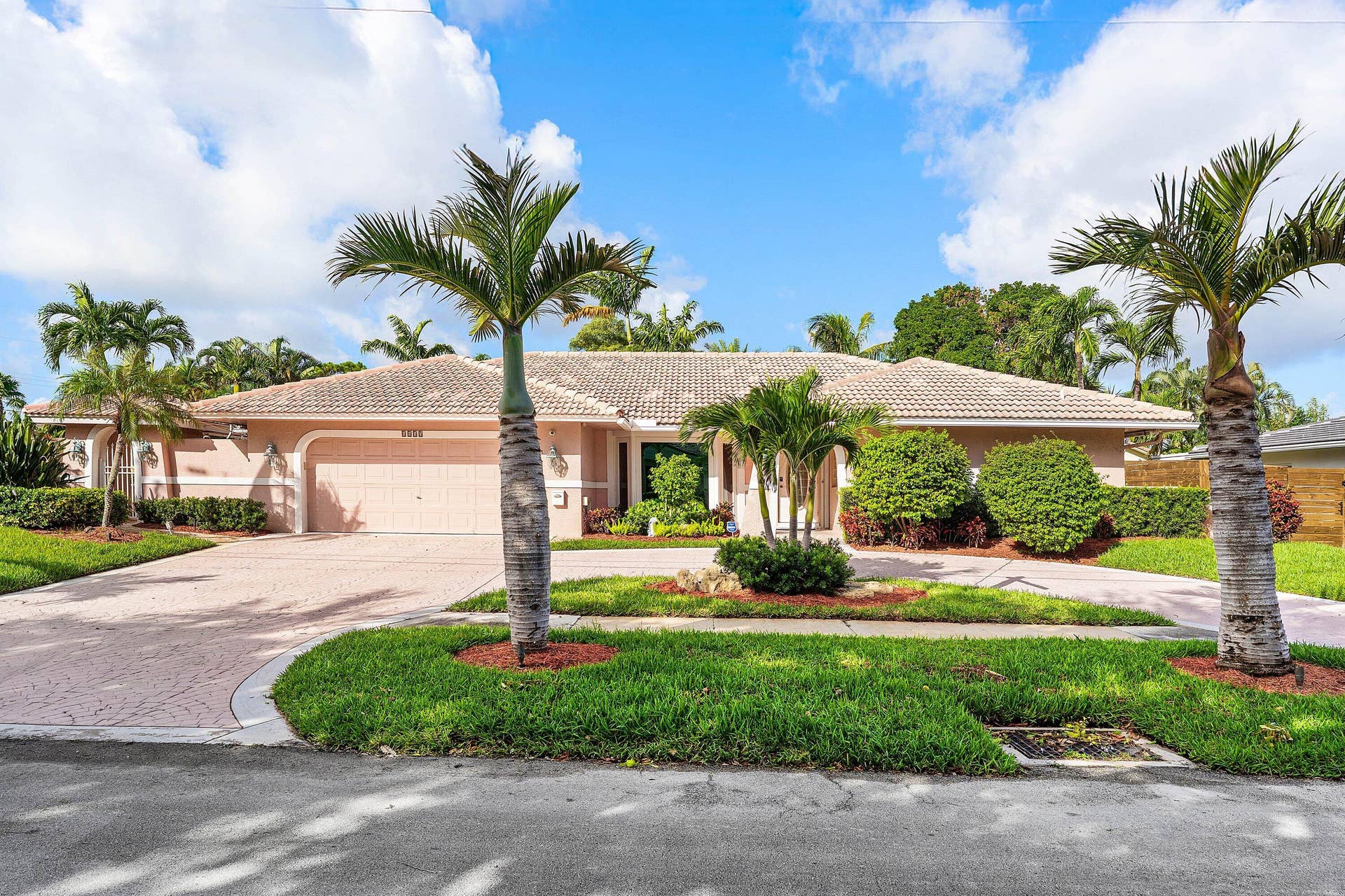 001-1115Southeast14thAvenue-DeerfieldBea