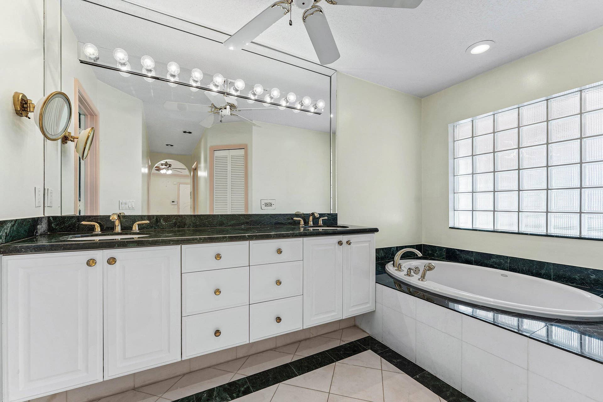 025-1115Southeast14thAvenue-DeerfieldBea