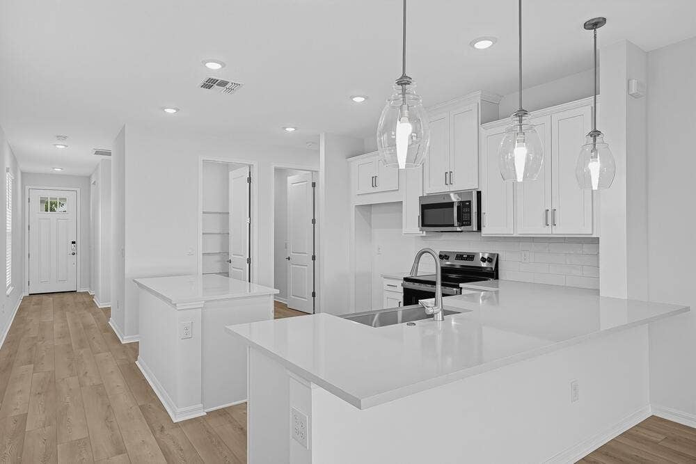 9329 SW Lorenzo Way, Port St Lucie, FL 34987 9329 SW Lorenzo Way - Ready Now