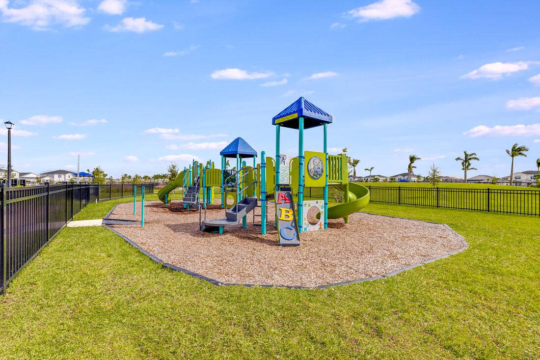 9329 SW Lorenzo Way, Port St Lucie, FL 34987 Central Park Community