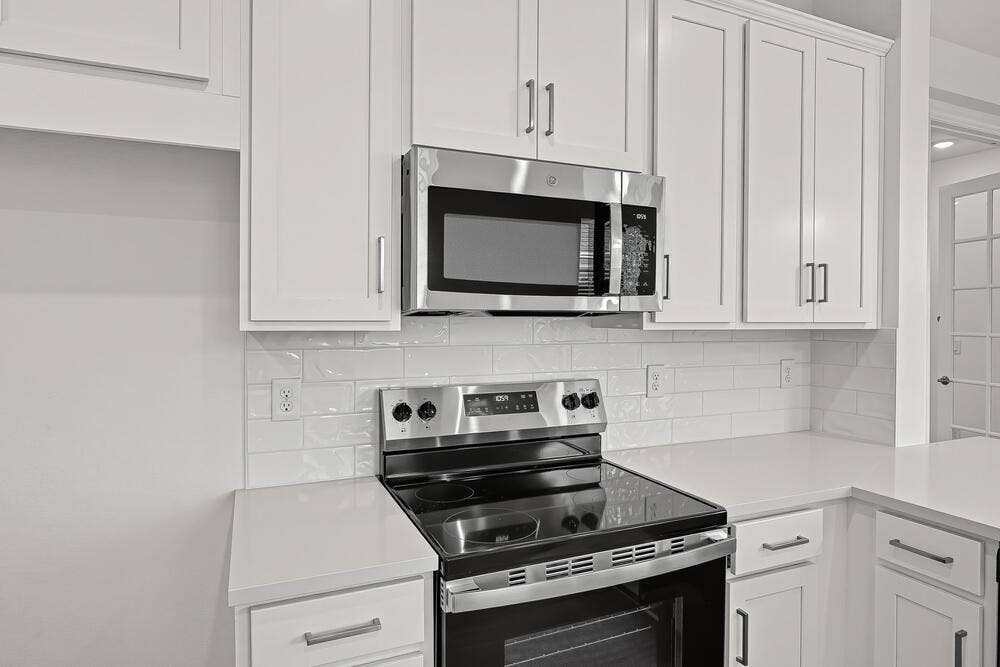 9329 SW Lorenzo Way, Port St Lucie, FL 34987 9329 SW Lorenzo Way - Ready Now
