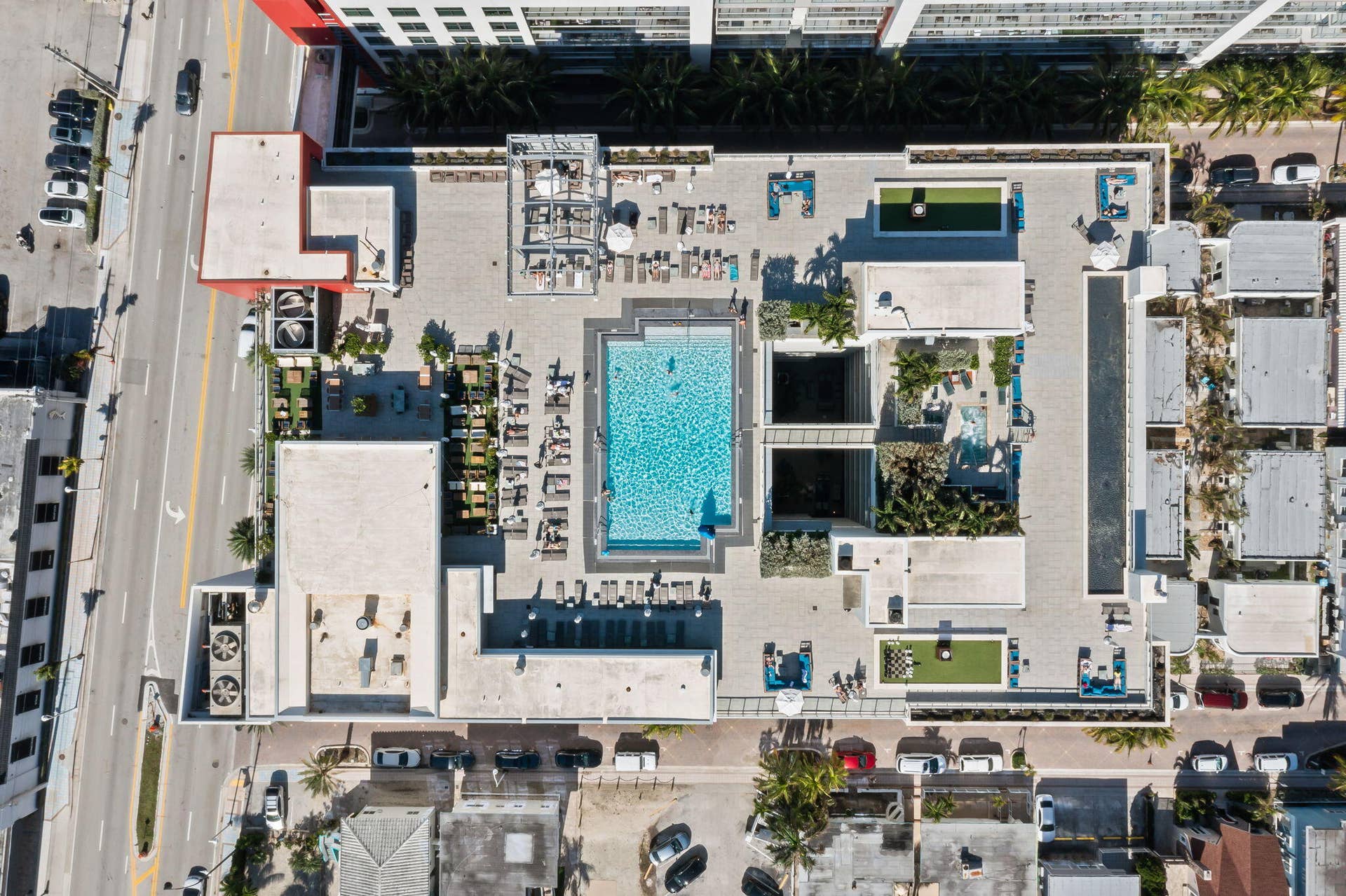 777 N Ocean Drive, Hollywood, FL 33019 Rooftop Pool