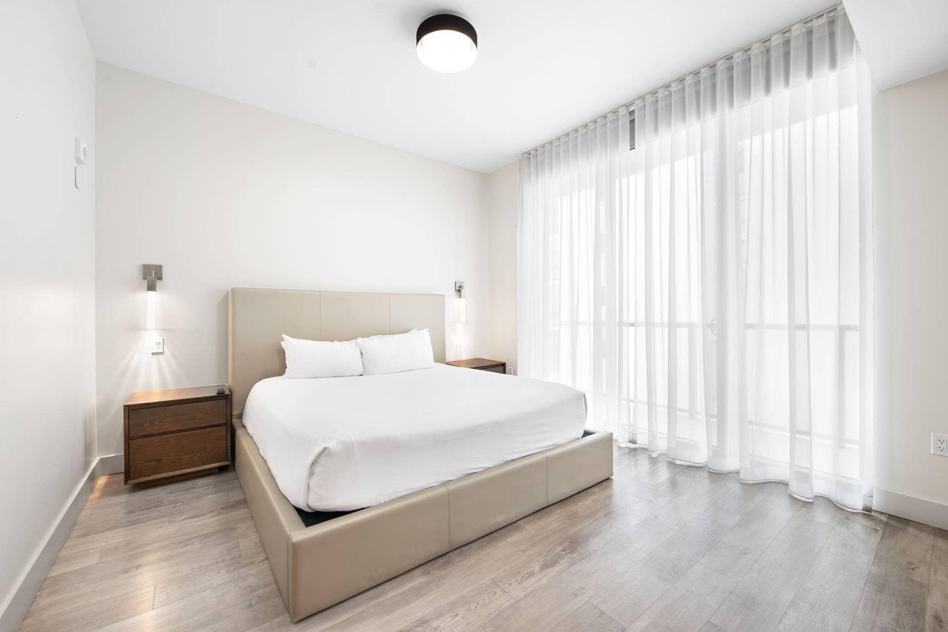777 N Ocean Drive, Hollywood, FL 33019 Bedroom