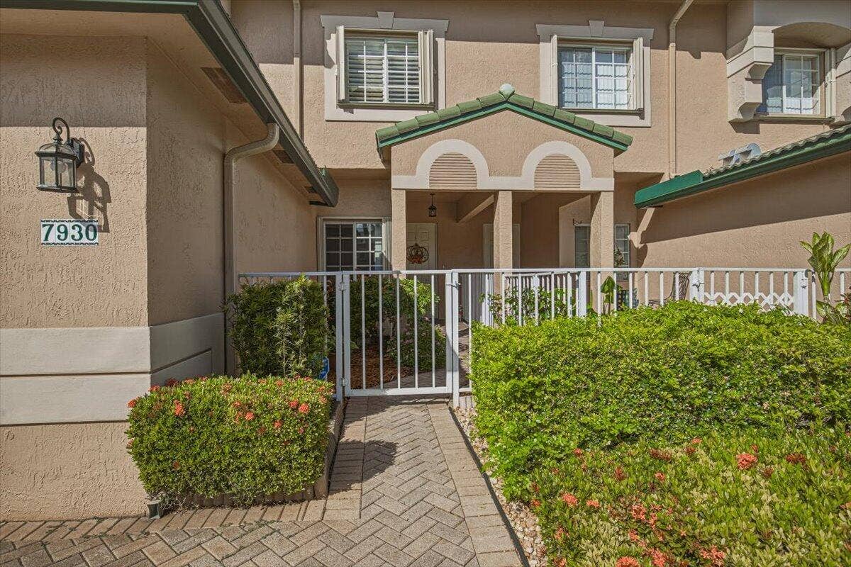 04-Front Home-C