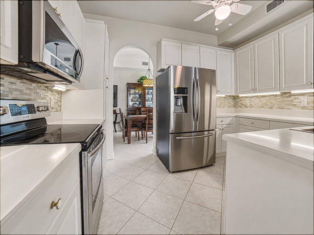30-Kitchen