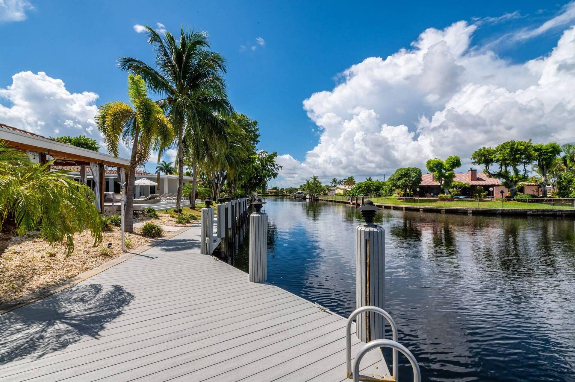 6541 NE 20TH Avenue, Fort Lauderdale, FL 33308 .