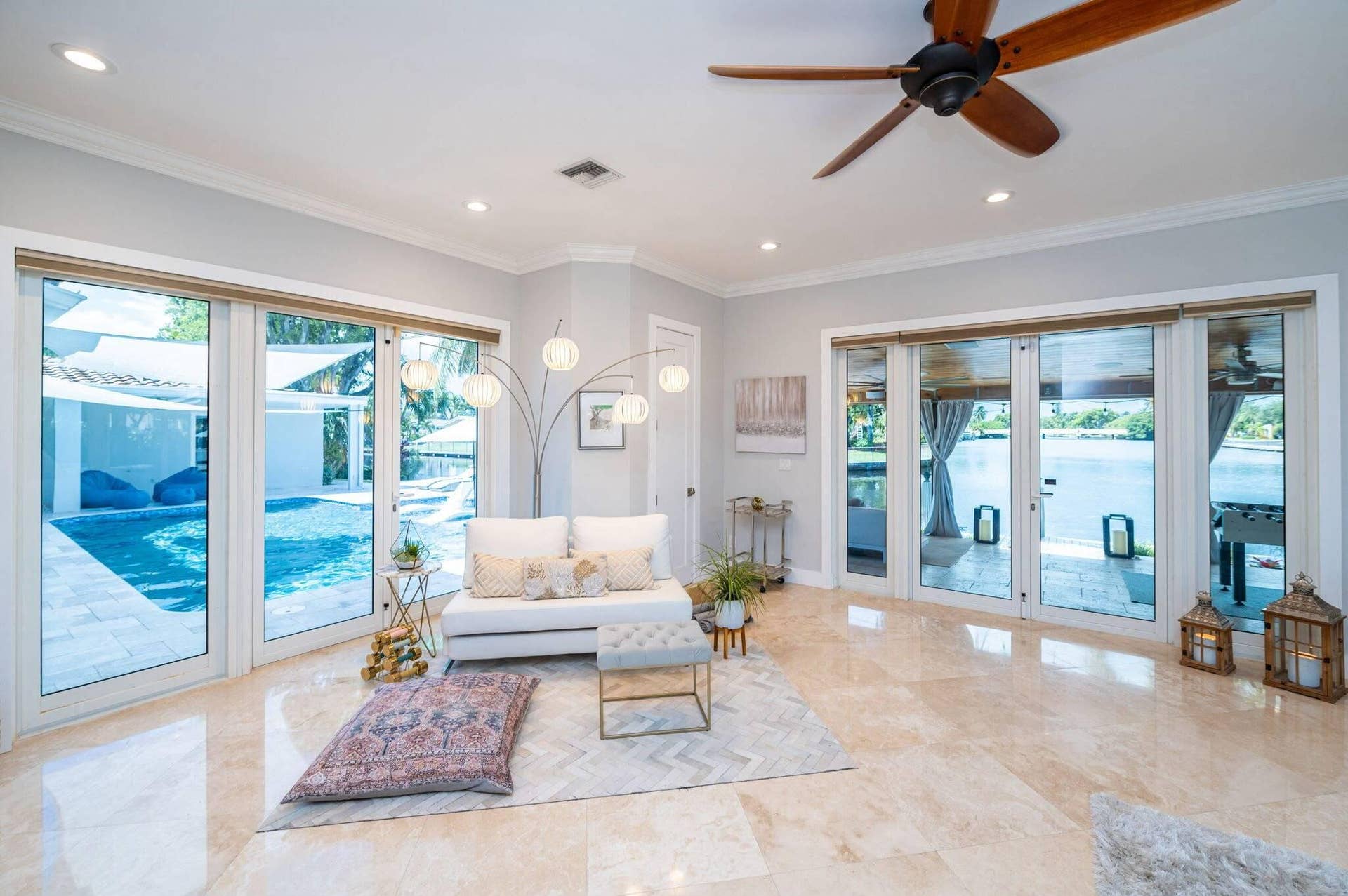 6541 NE 20TH Avenue, Fort Lauderdale, FL 33308 .