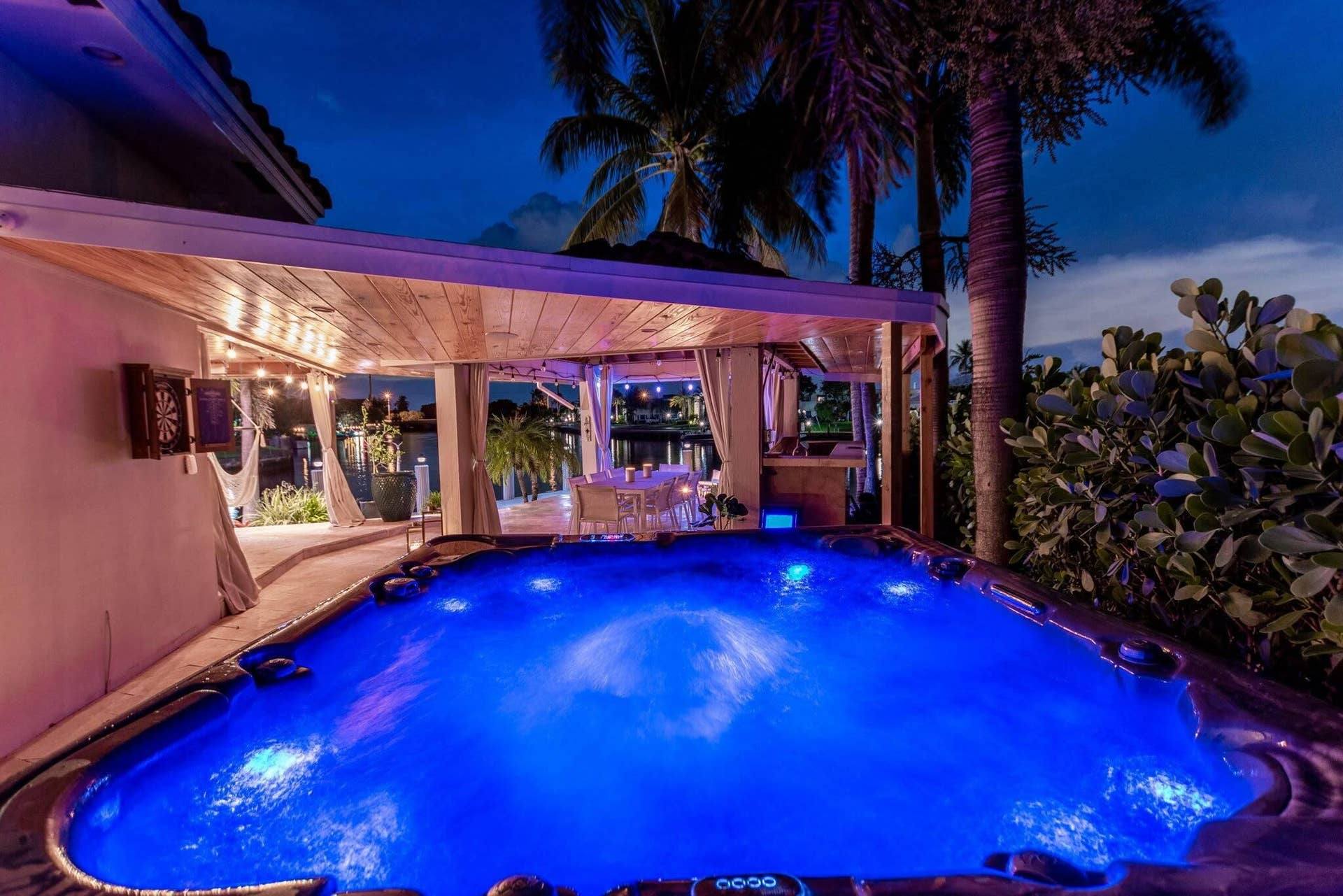 6541 NE 20TH Avenue, Fort Lauderdale, FL 33308 .