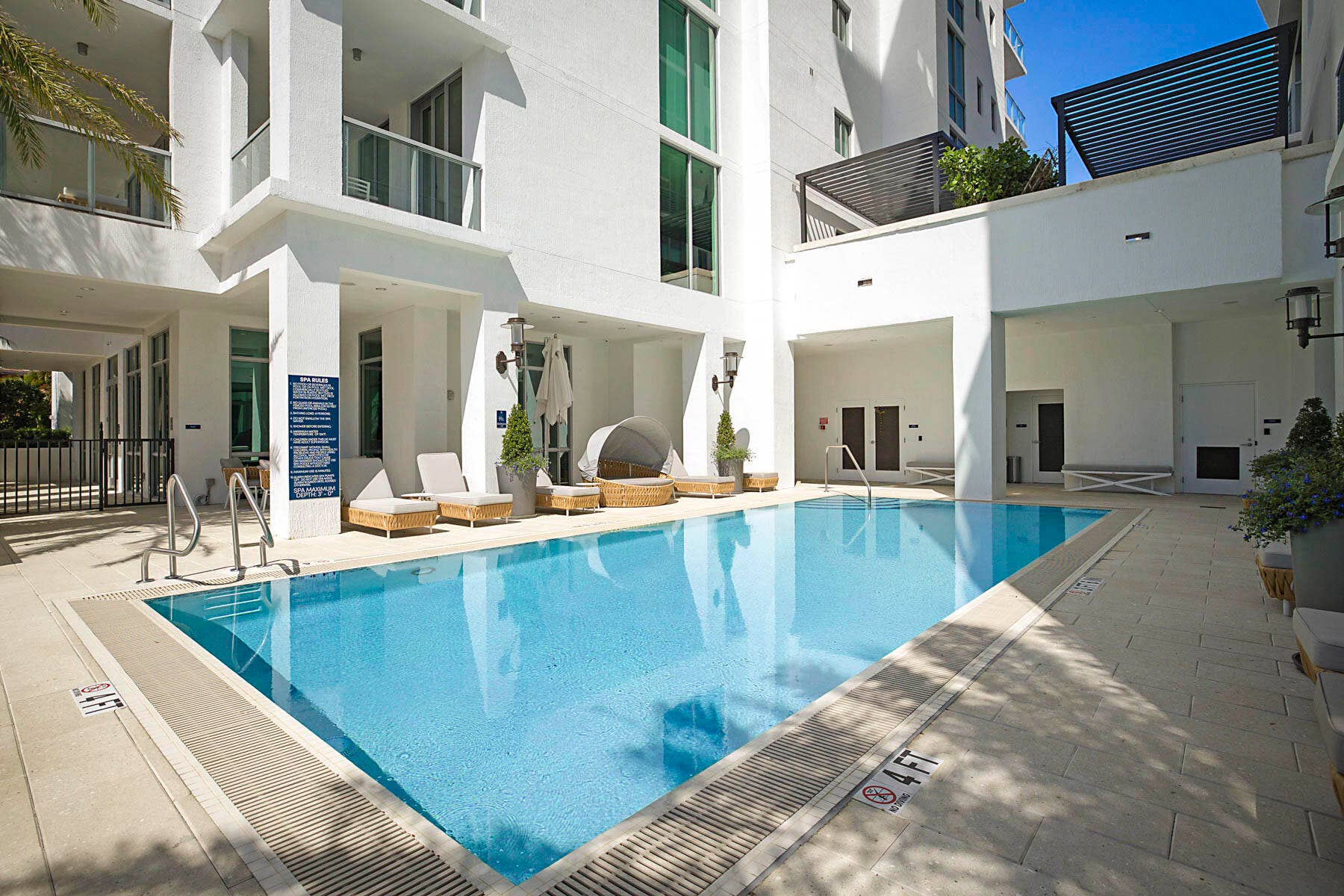 POOL DECK