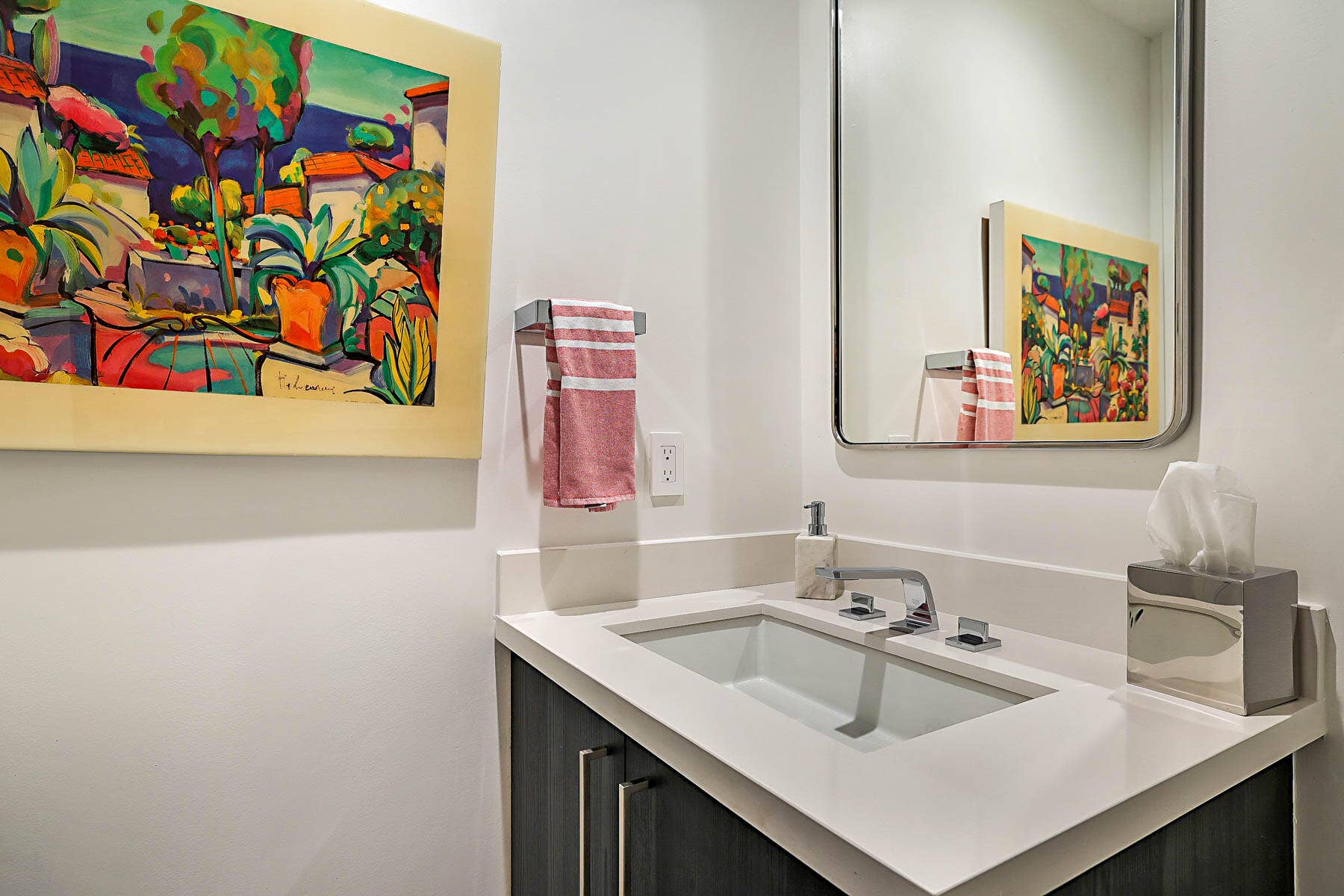 POWDER ROOM