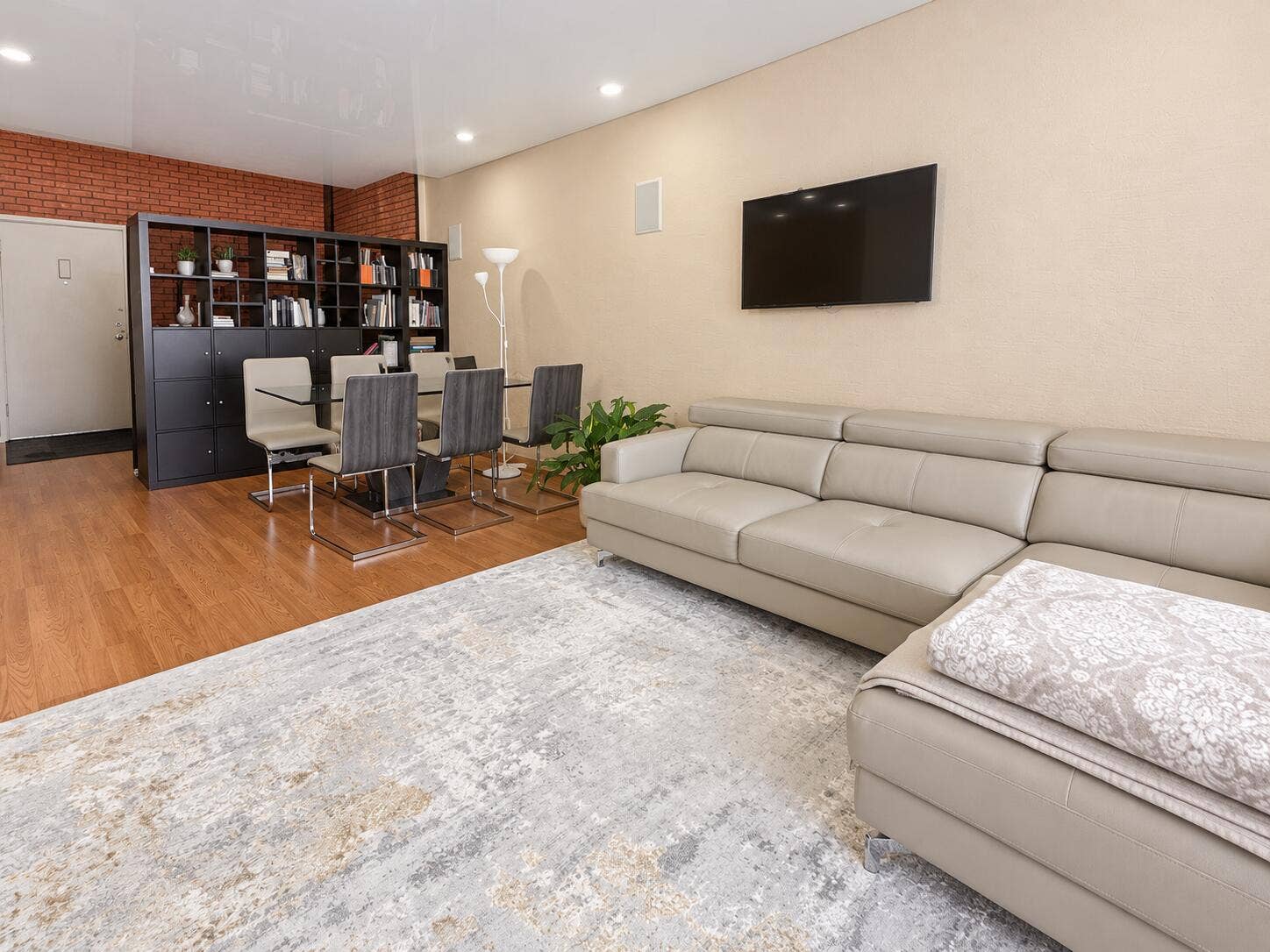 04_Living_Room