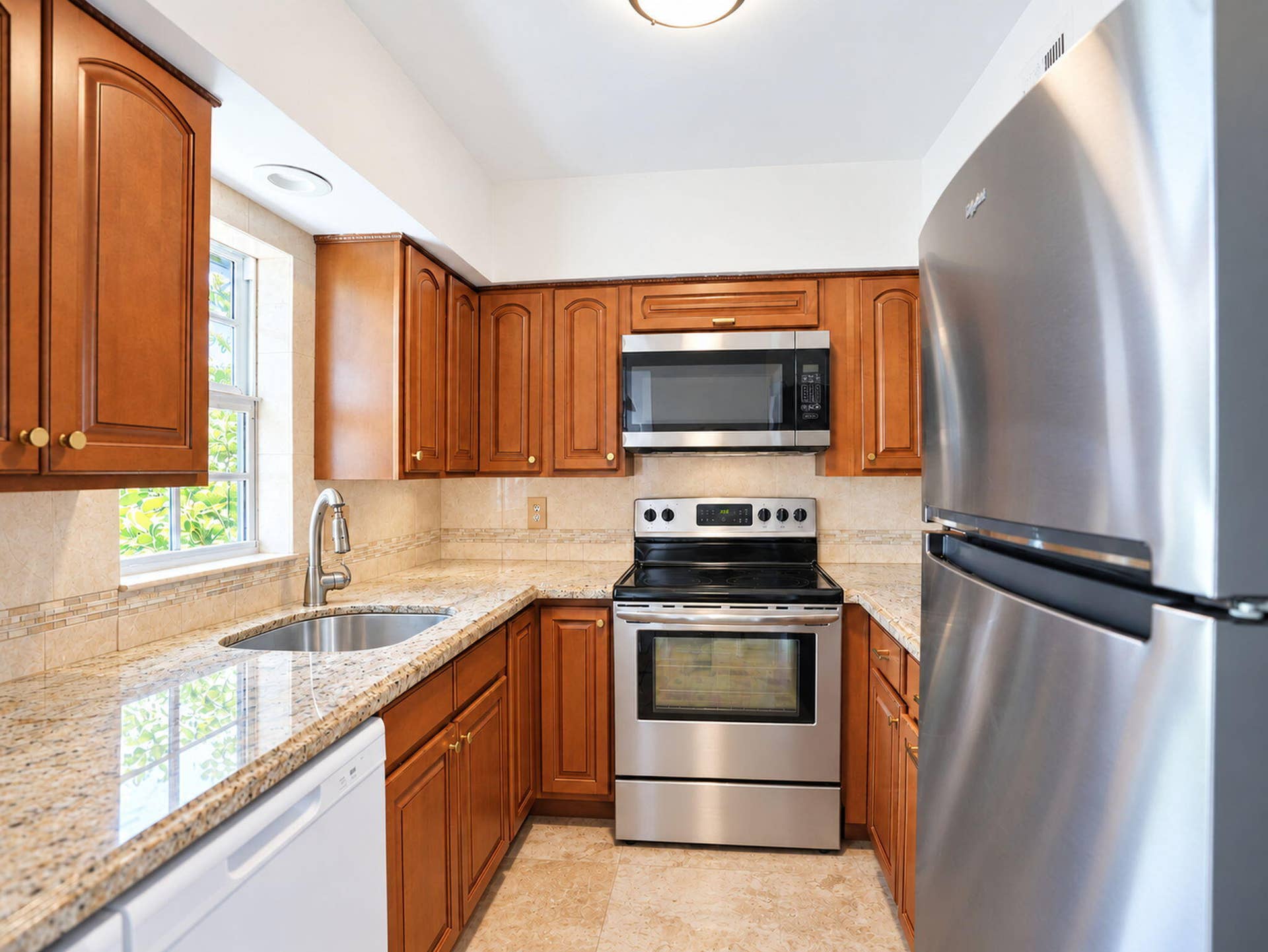 17-web-or-mls-Debbie_Edited_8000px_41