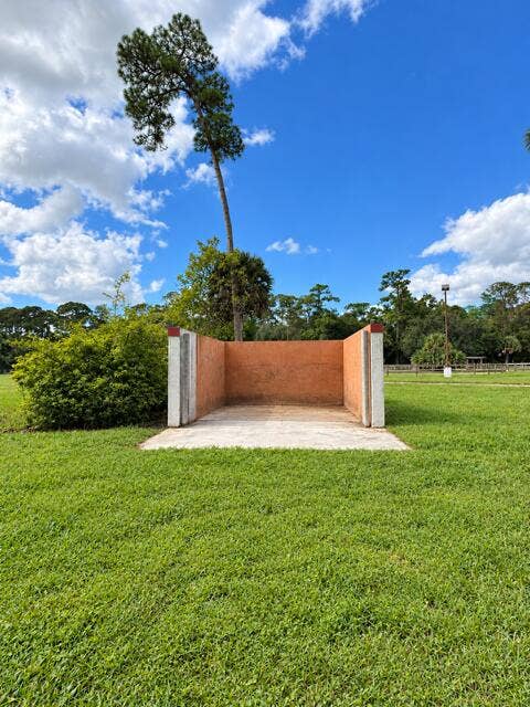 14594 GRUBER Lane, Loxahatchee Groves, FL 33470 MANURE BIN