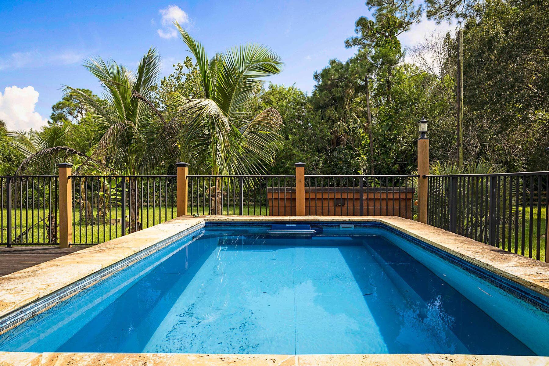 14594 GRUBER Lane, Loxahatchee Groves, FL 33470 SWIM SPA