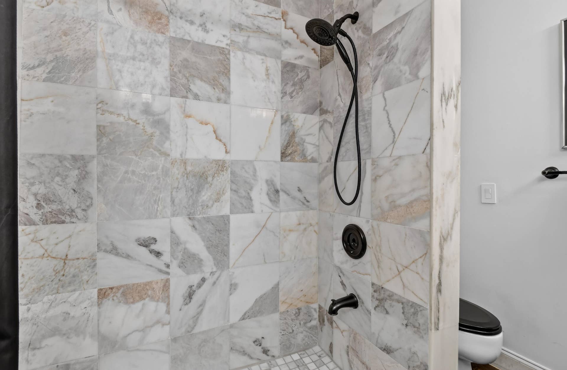 4280 DESTE Court, Lake Worth, FL 33467 Upstairs bathroom - Shower