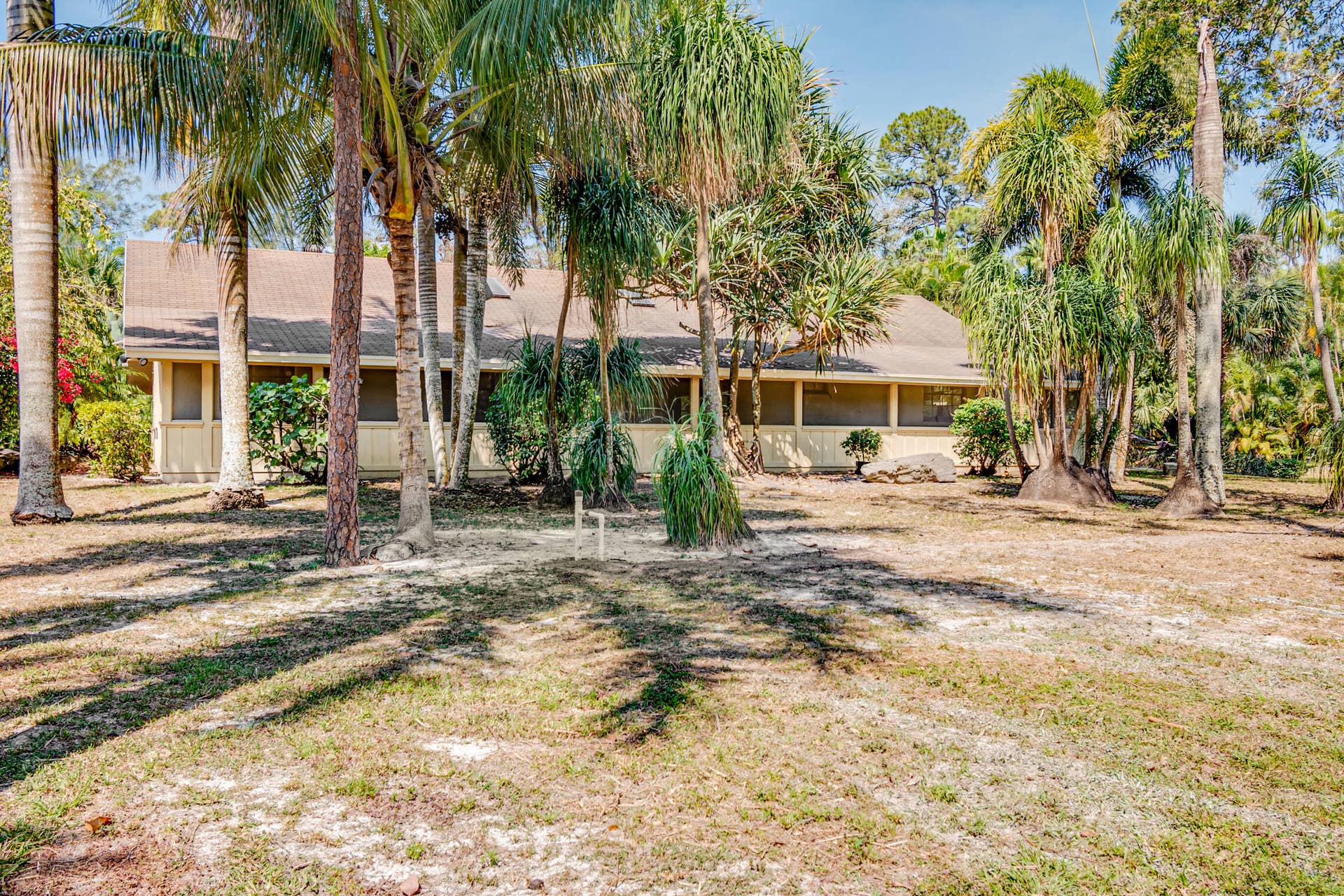 1313 D rd Home & porch