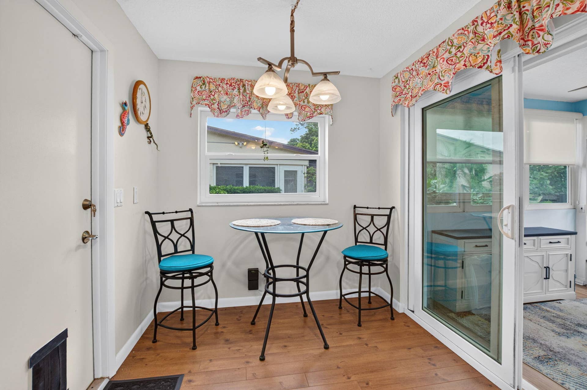 Breakfast Nook
