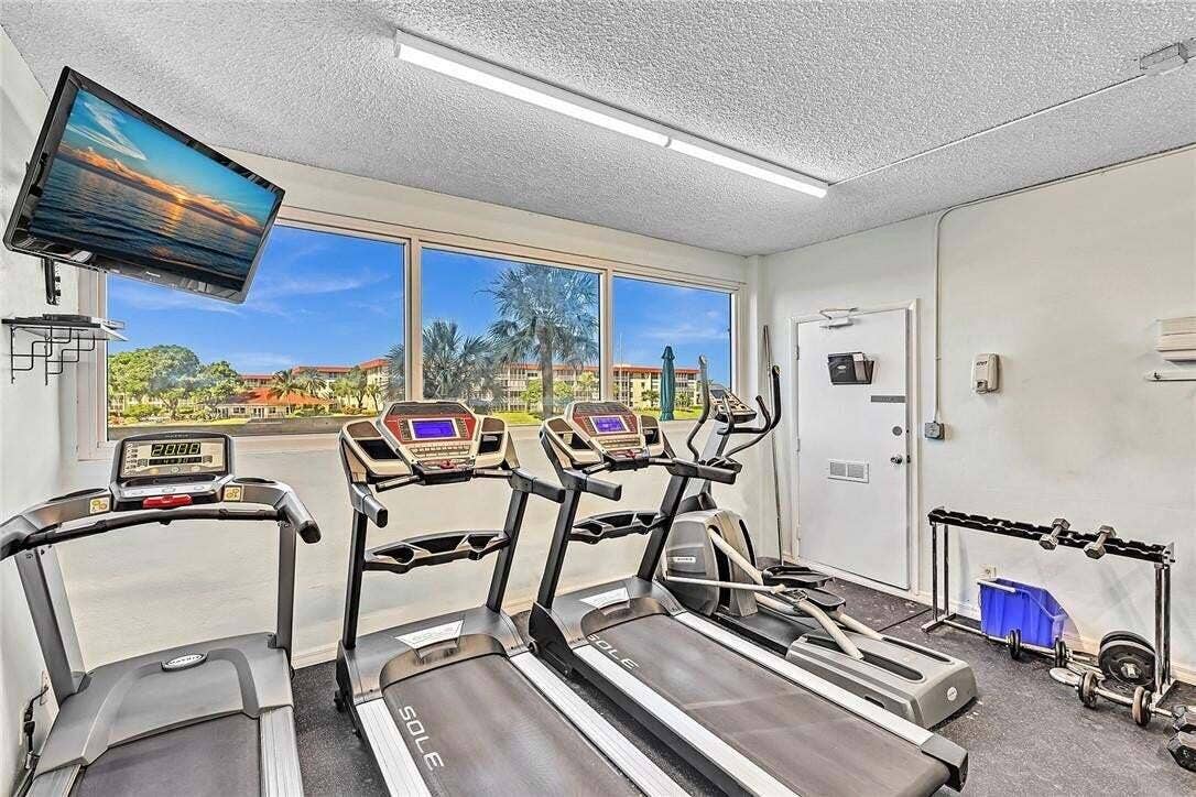 1150 Hillsboro Mile, #202, Hillsboro Beach, FL 33062 20240731080122316279000000-o