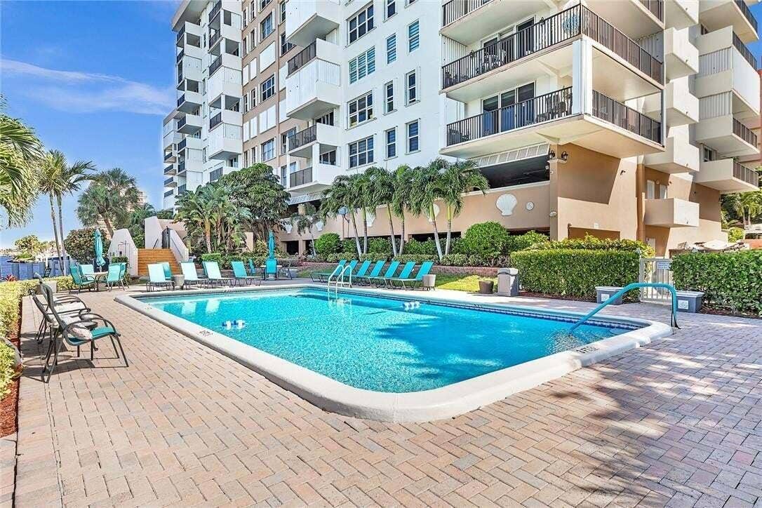 1150 Hillsboro Mile, #202, Hillsboro Beach, FL 33062 20240731080123369001000000-o