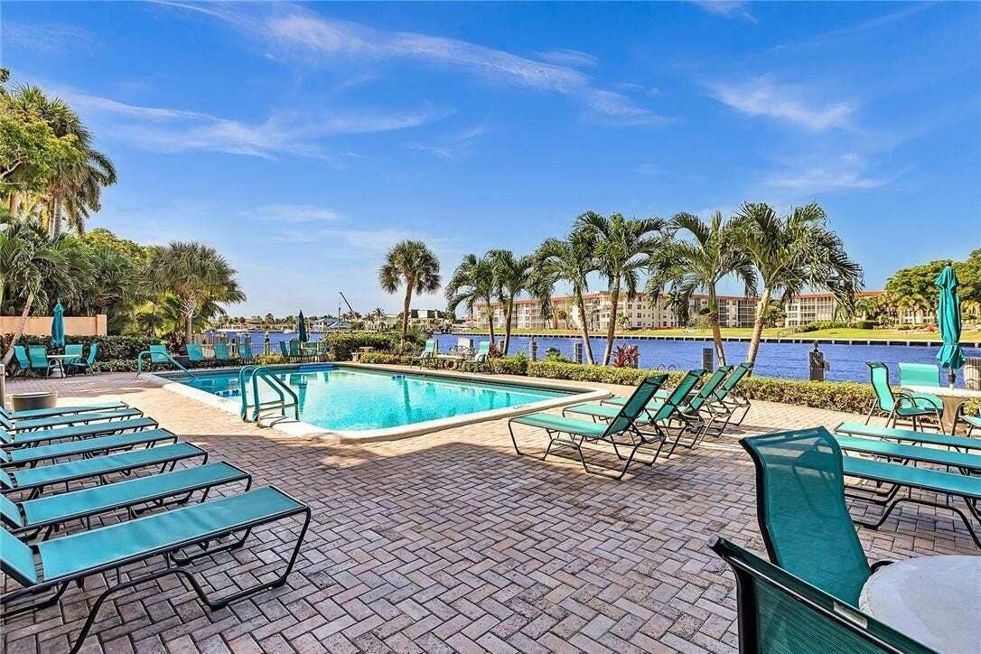 1150 Hillsboro Mile, #202, Hillsboro Beach, FL 33062 20240731080122653985000000-o