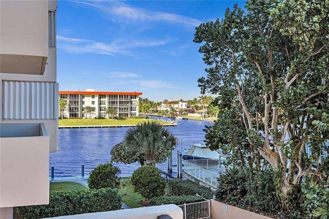1150 Hillsboro Mile, #202, Hillsboro Beach, FL 33062 3