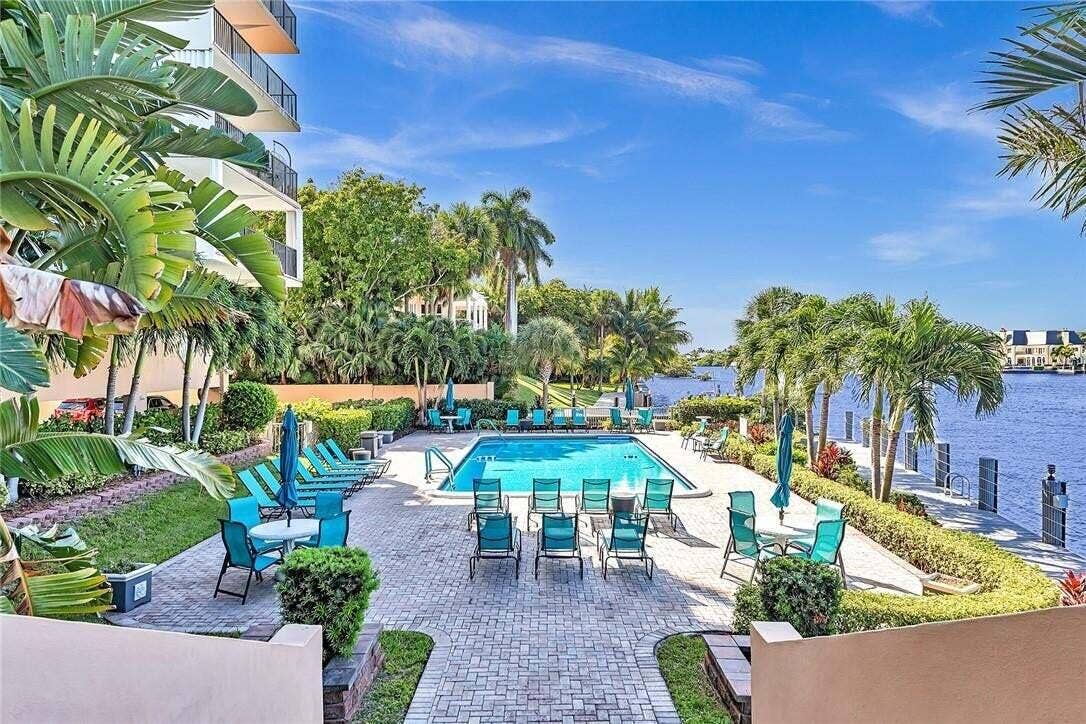 1150 Hillsboro Mile, #202, Hillsboro Beach, FL 33062 20240731080122483331000000-o