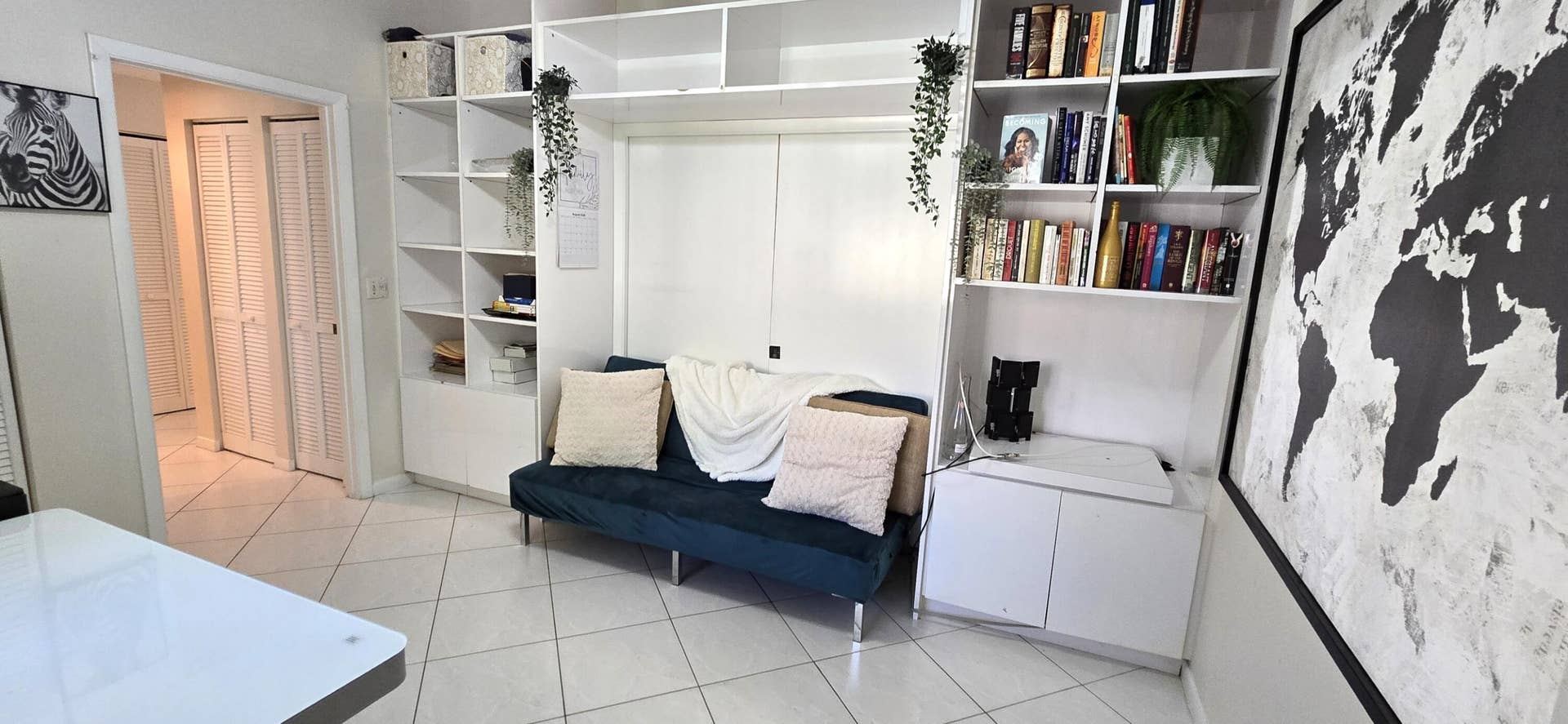BR3 Couch